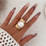 ( 1Ligh gold   893)occidental style exaggerating big Pearl Metal geometry width surface ring  personalityins surface ri