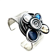 ( Silver)handmade flo...