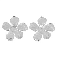 ( White k)E retro Metal flowers earrings  occidental style wind fashion temperament exaggerating ear stud