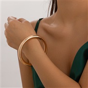 ( 2  Gold 2449)occidental style exaggerating Metal wind textured bangle geometry brief surfaceracelet