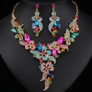 ( Color)occidental style gem set necklace earrings three set bride