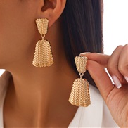 ( 2  Gold 3297)occidental style Irregular Stripe ear stud woman  fashion geometry twining Metal Earringearrings